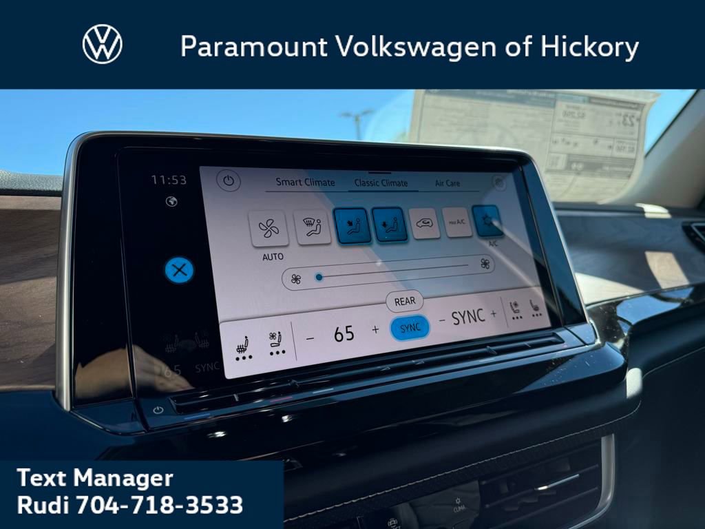 New 2026 Volkswagen Atlas SE image 12