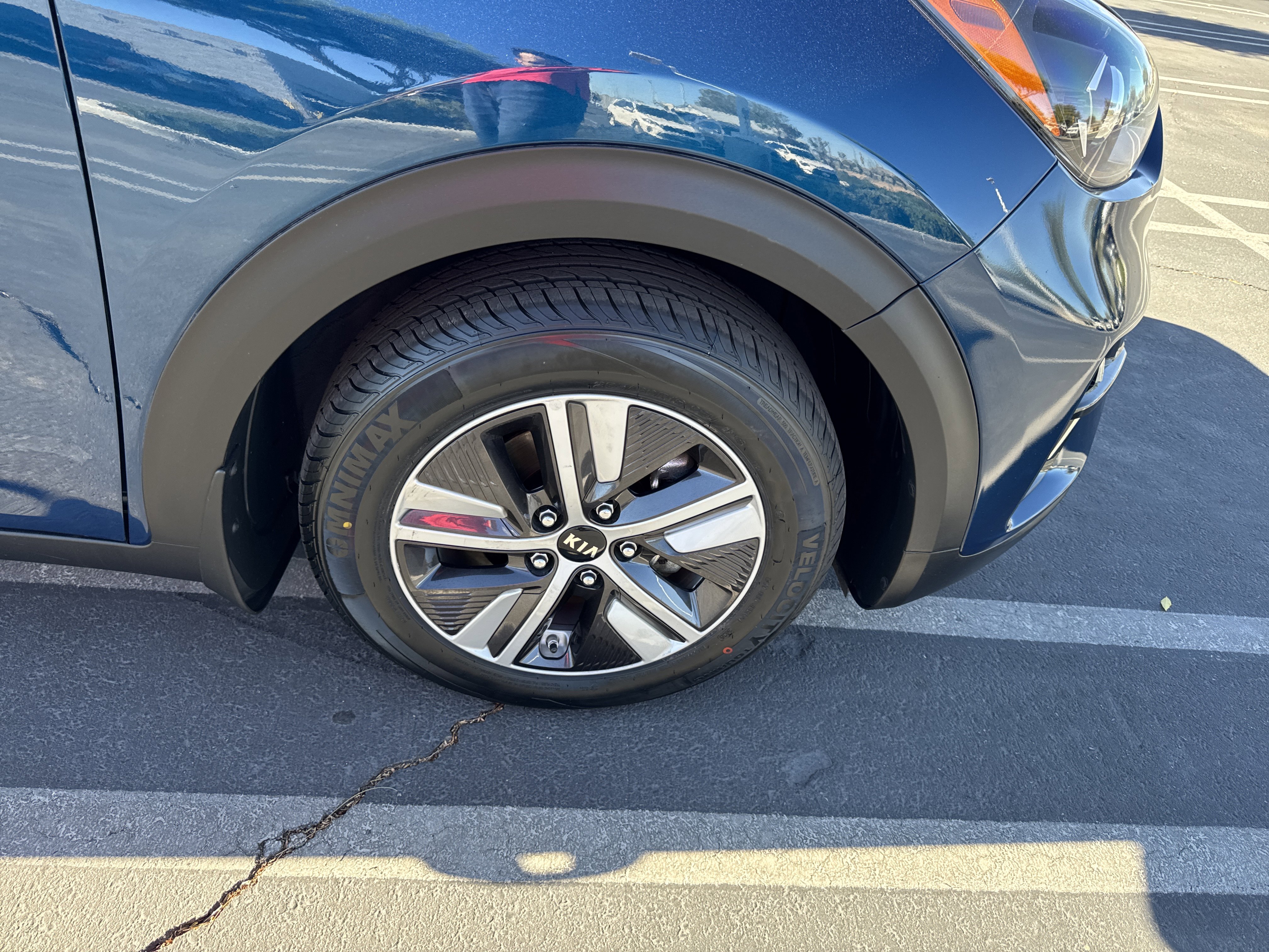 Certified 2020 Kia Niro LXS image 17