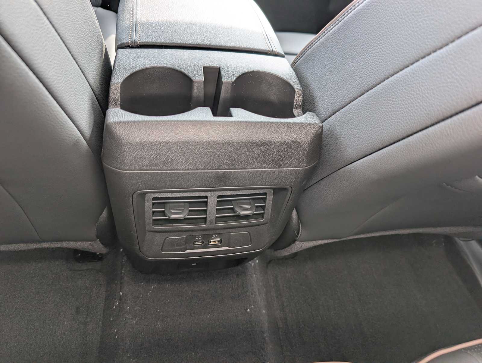 New 2026 GMC Canyon Denali AWD/4WD image 18