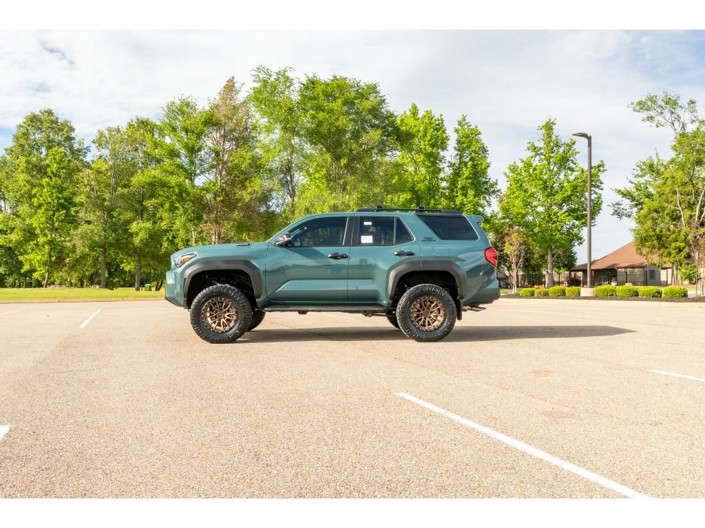 New 2026 Toyota 4Runner TRD Off-Road Premium AWD/4WD image 8