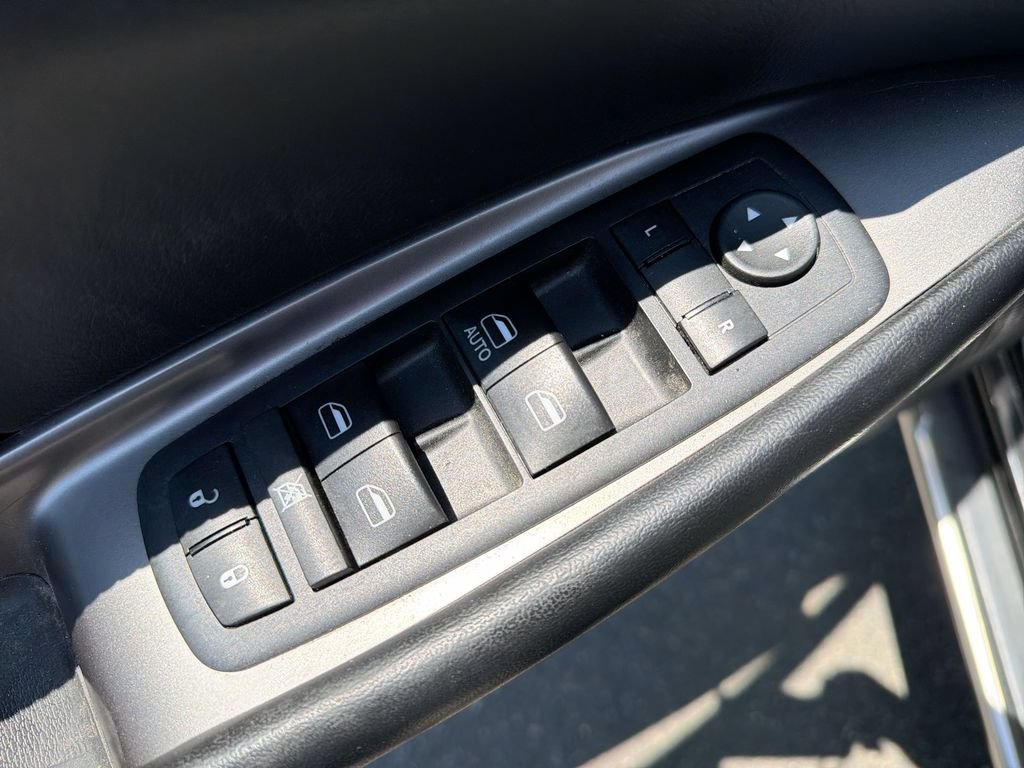 Used 2017 Dodge Journey Crossroad FWD image 15