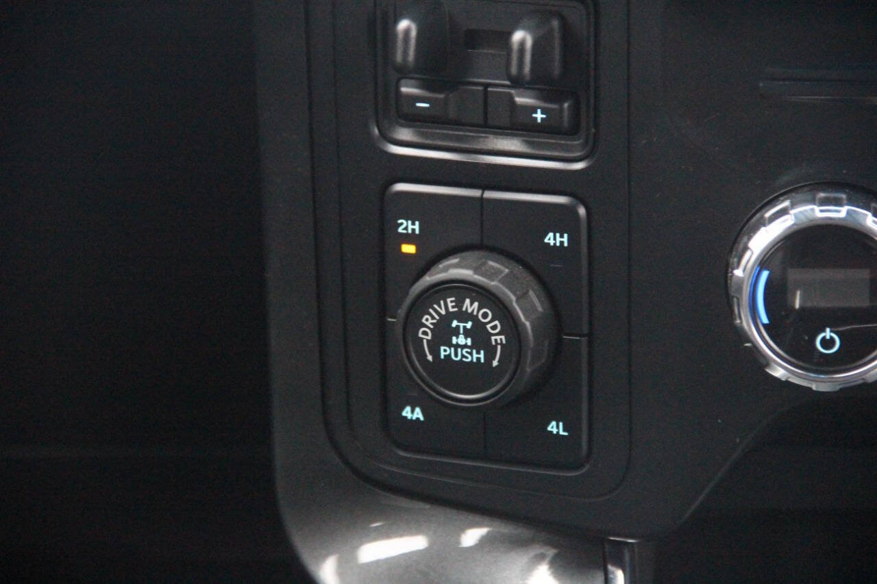 Used 2021 Ford F150 Lariat AWD/4WD image 24