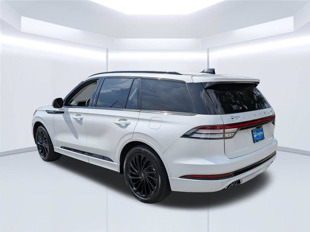 New 2026 Lincoln Aviator Reserve w/ Luxury Package RWD image 3