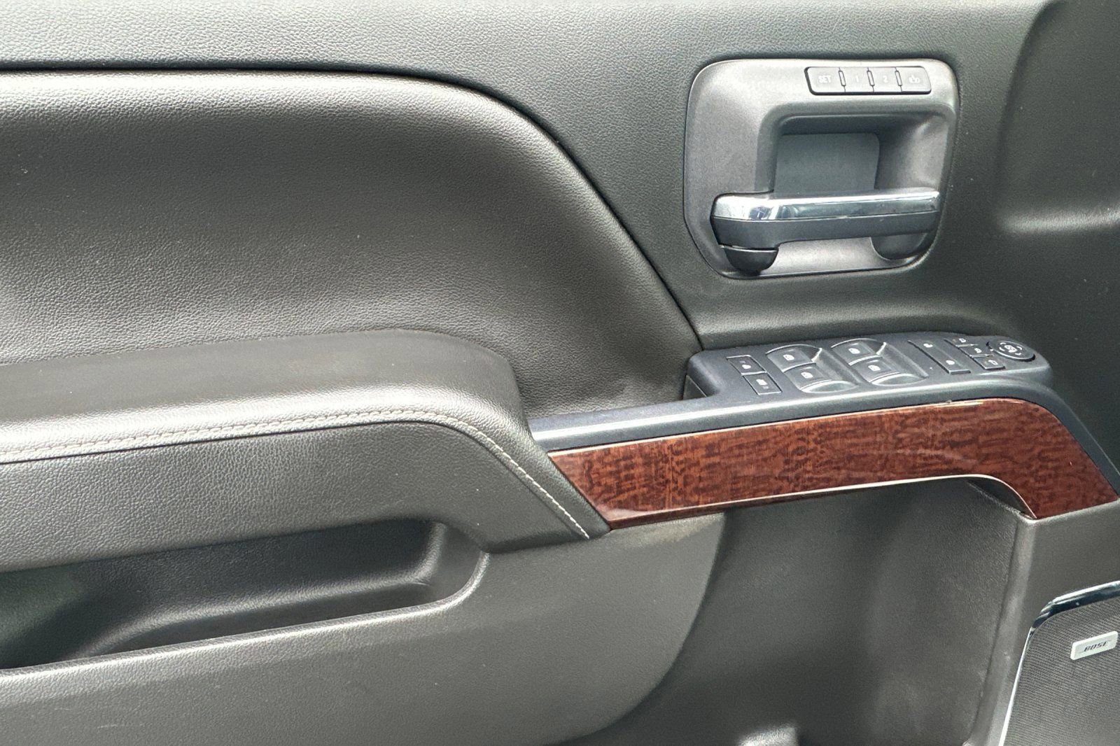 Used 2018 GMC Sierra 1500 SLT image 11