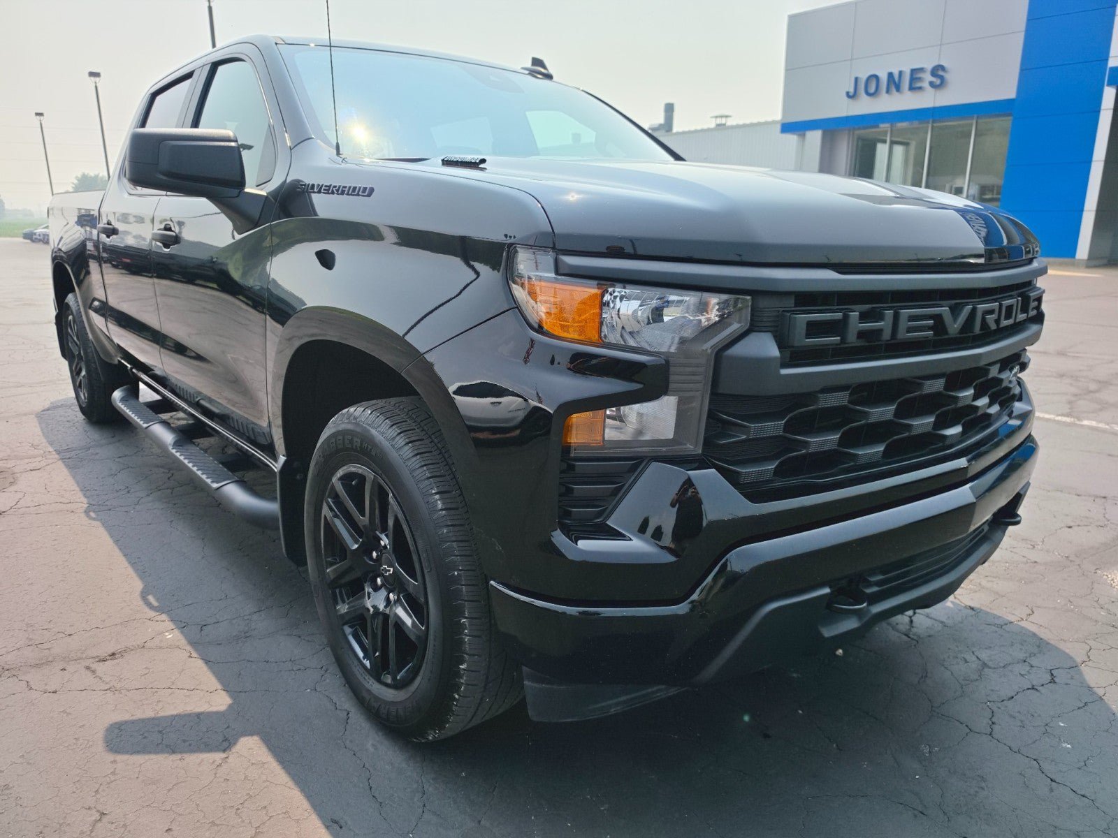 Used 2024 Chevrolet Silverado 1500 Custom w/ Rally Edition AWD/4WD image 7