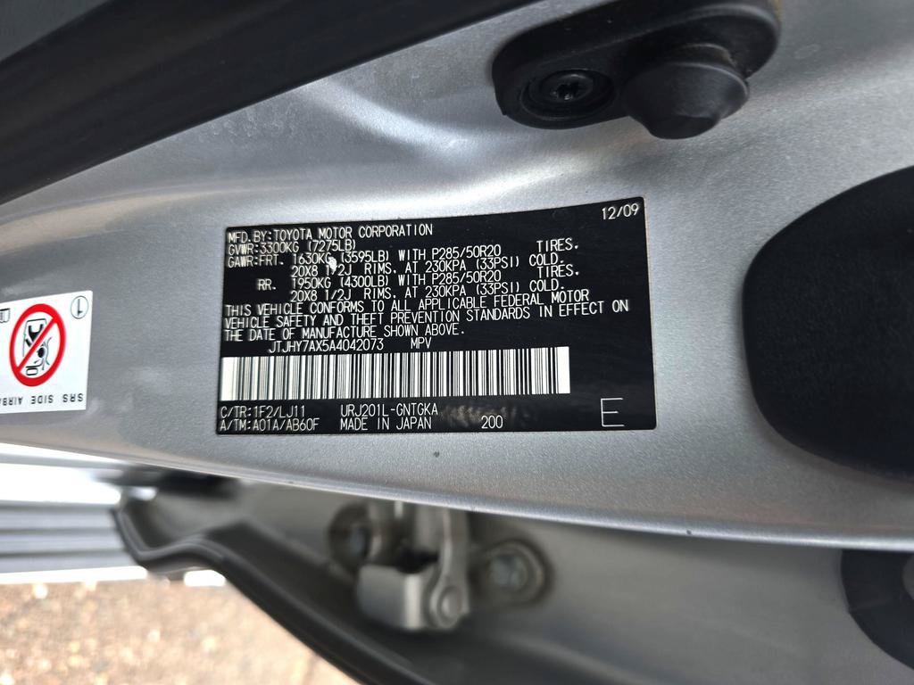 Used 2010 Lexus LX 570 4WD image 29
