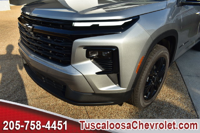 New 2027 Chevrolet Traverse LT w/ Midnight/Sport Edition FWD image 36