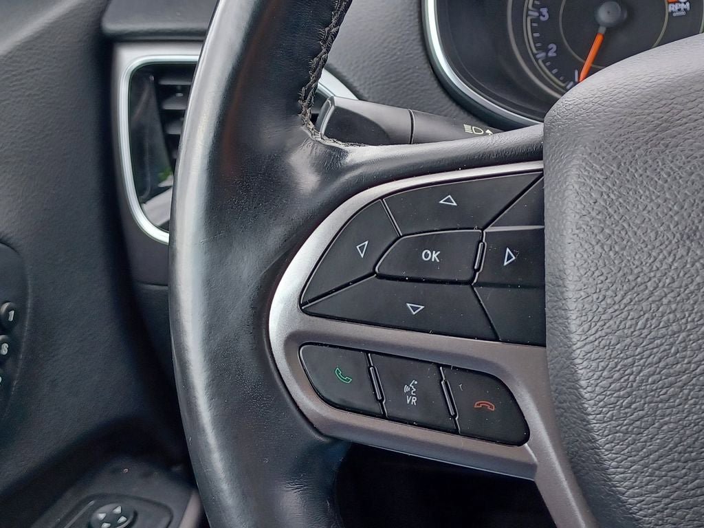 Used 2019 Jeep Cherokee Limited AWD/4WD image 20