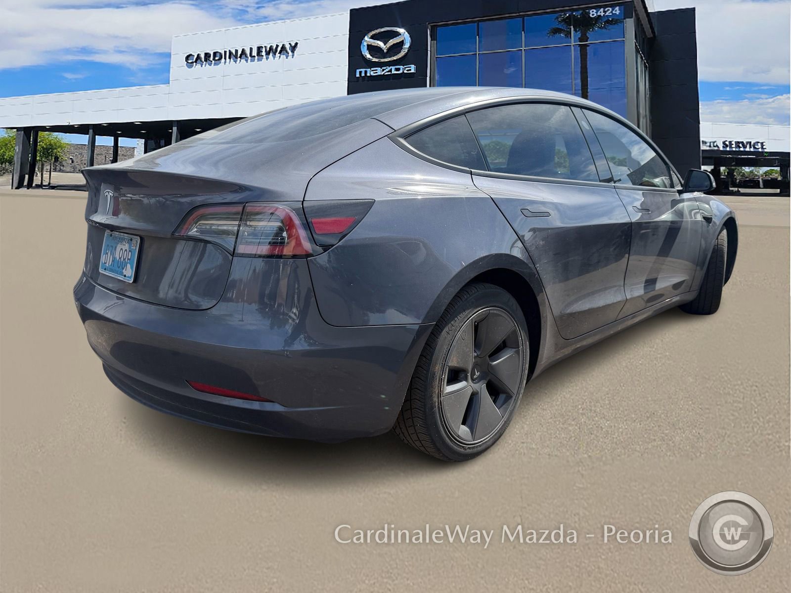Used 2023 Tesla Model 3 Standard Range image 3