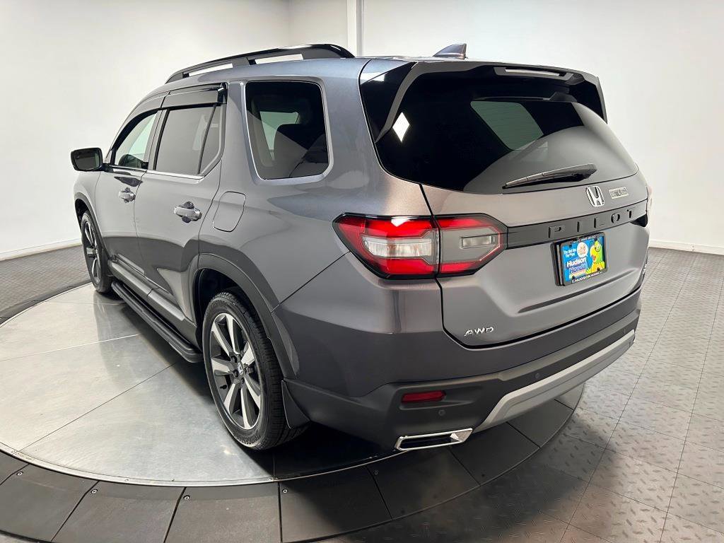 New 2025 Honda Pilot Elite image 6