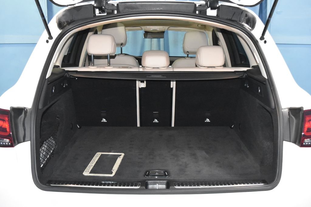 Used 2022 Mercedes-Benz GLC 300 4MATIC image 32
