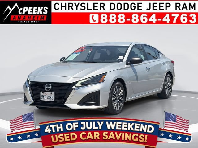 Used 2024 Nissan Altima 2.5 SV FWD image 1
