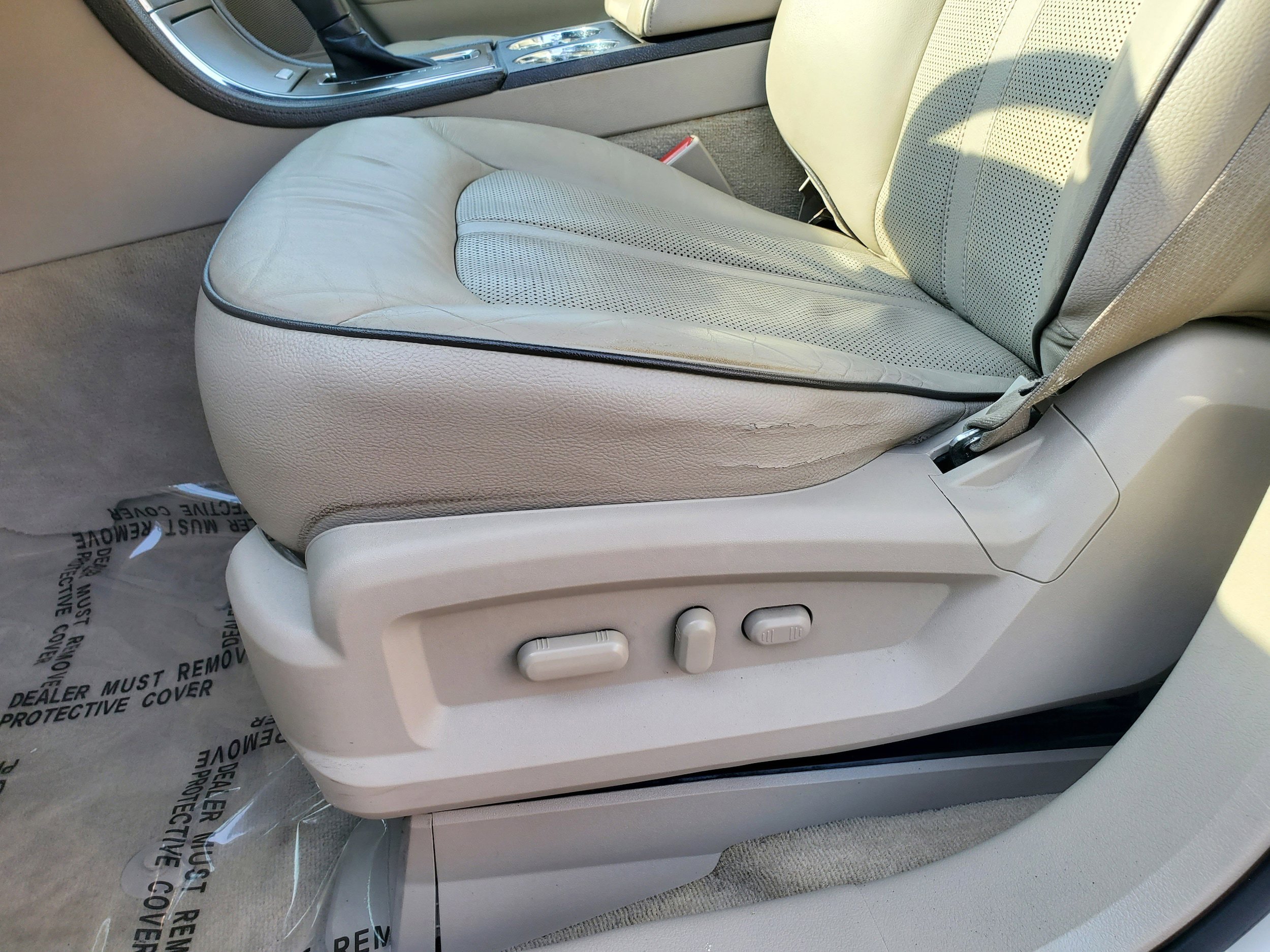 Used 2013 Lincoln MKX AWD image 12