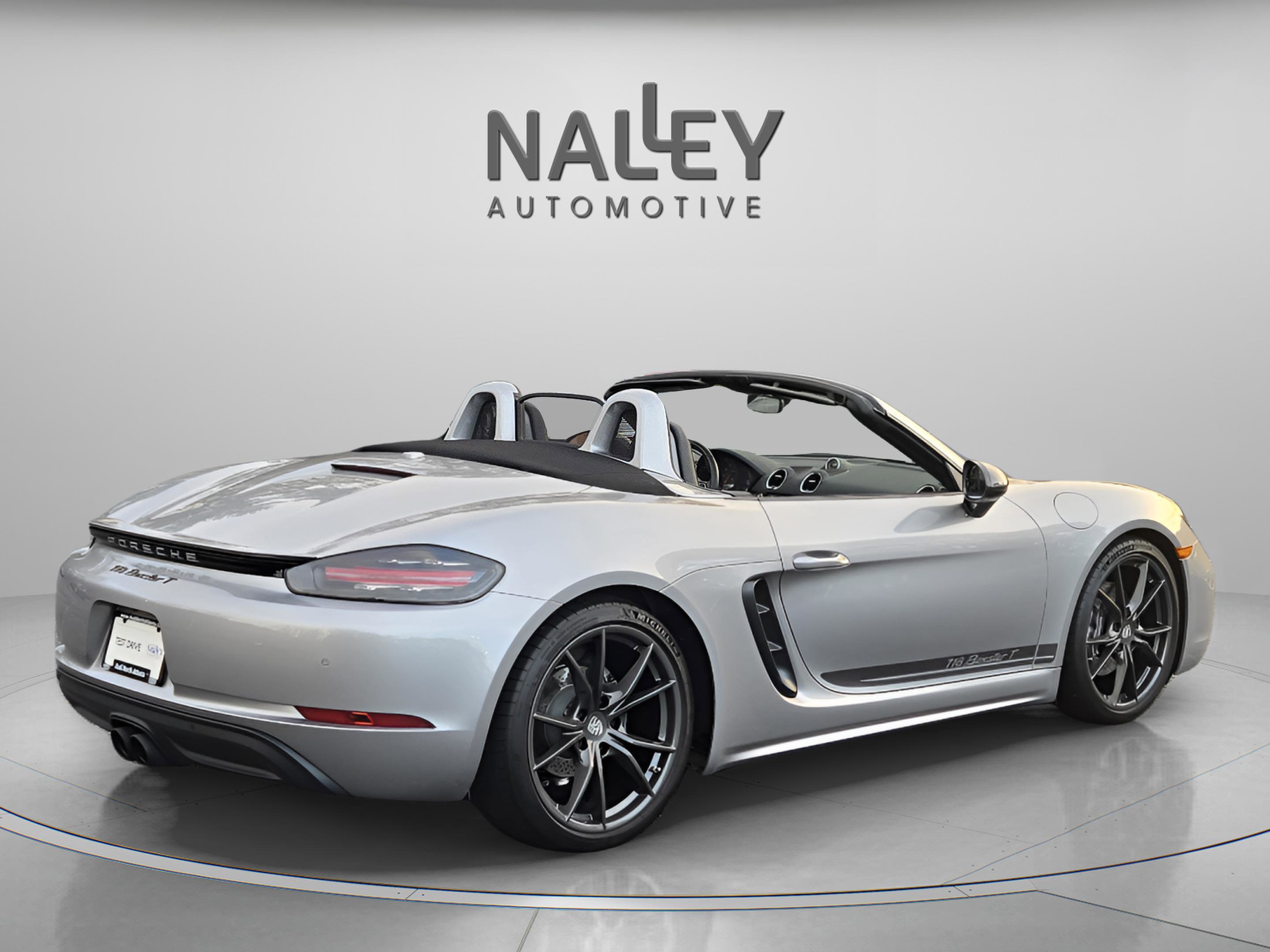 Used 2022 Porsche 718 Boxster image 6