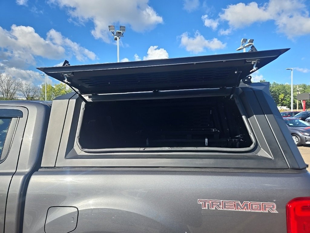 Used 2023 Ford Ranger Lariat w/ Tremor Off-Road Package image 51