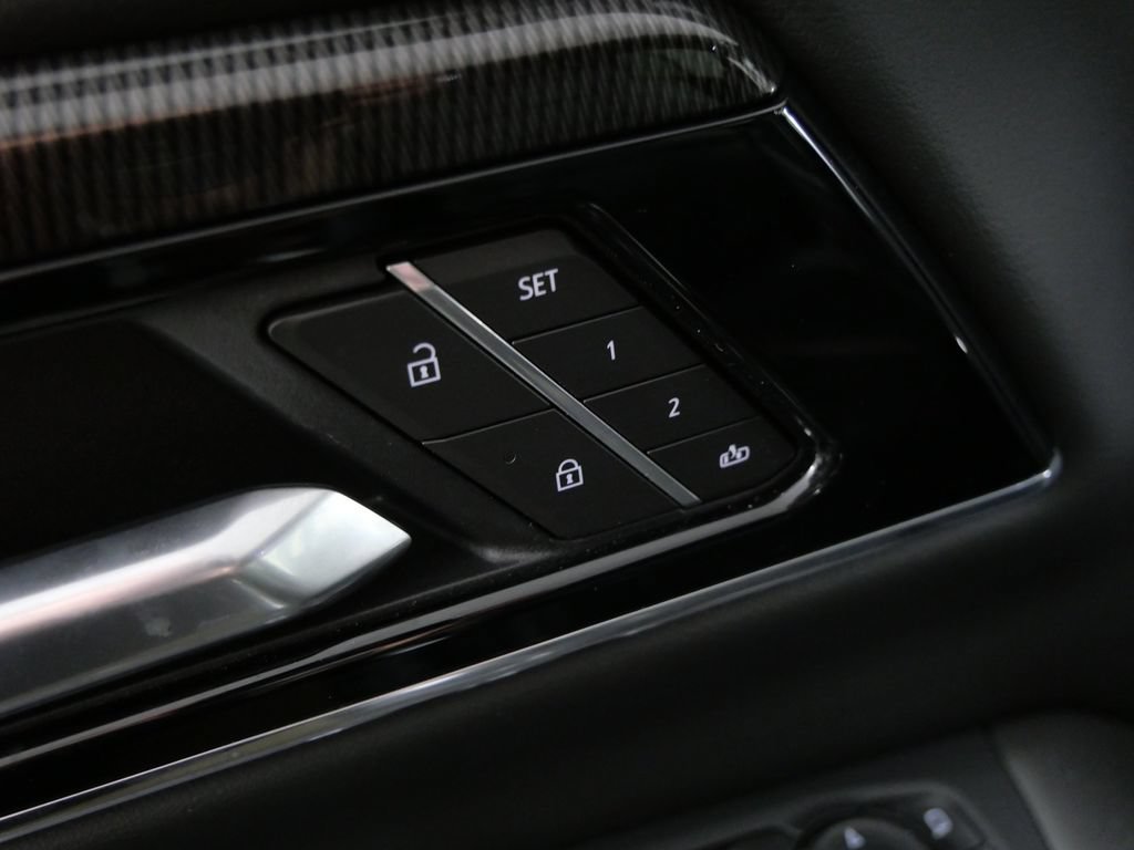 Used 2026 GMC Yukon Elevation AWD/4WD image 15