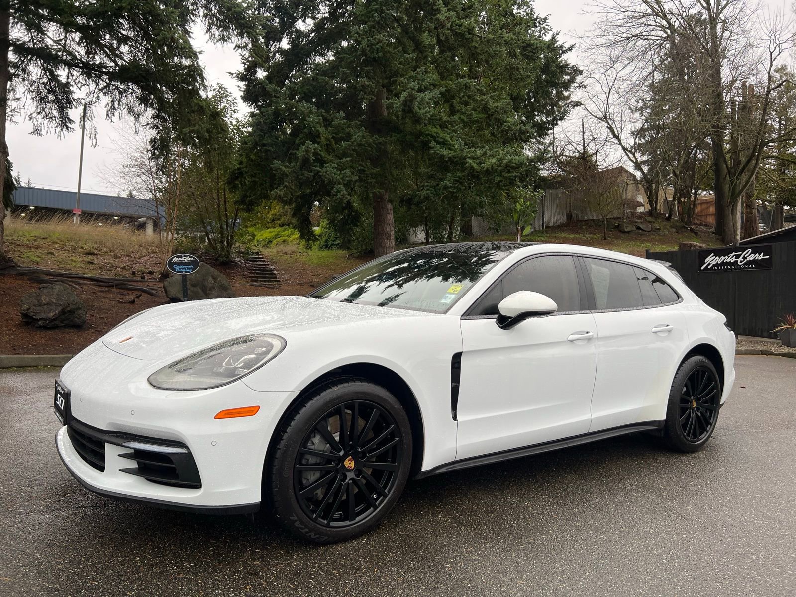 Used 2018 Porsche Panamera 4S image 1