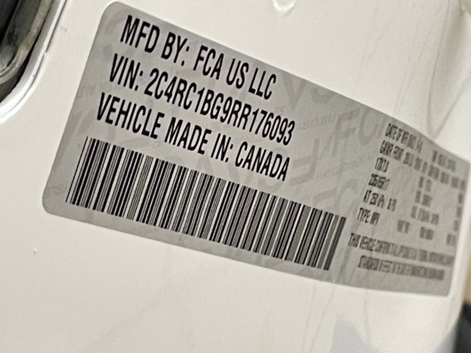 Used 2024 Chrysler Pacifica Touring-L image 32