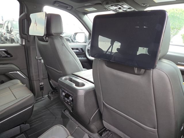 New 2026 Chevrolet Suburban High Country AWD/4WD image 27