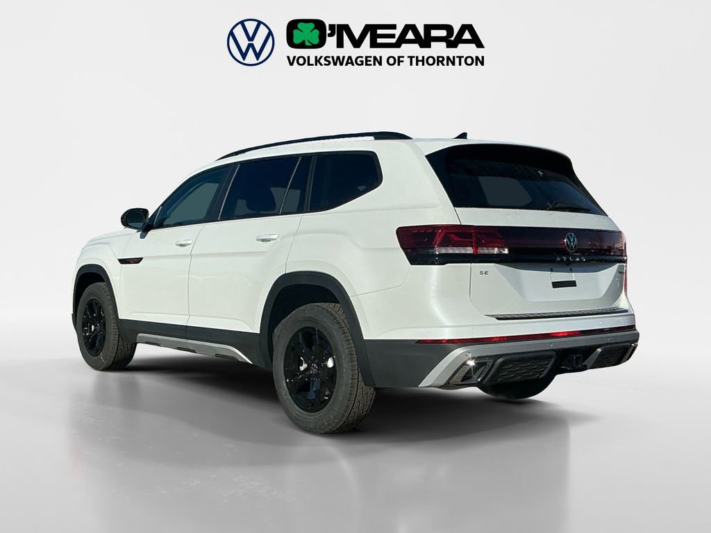 New 2026 Volkswagen Atlas Peak Edition image 3