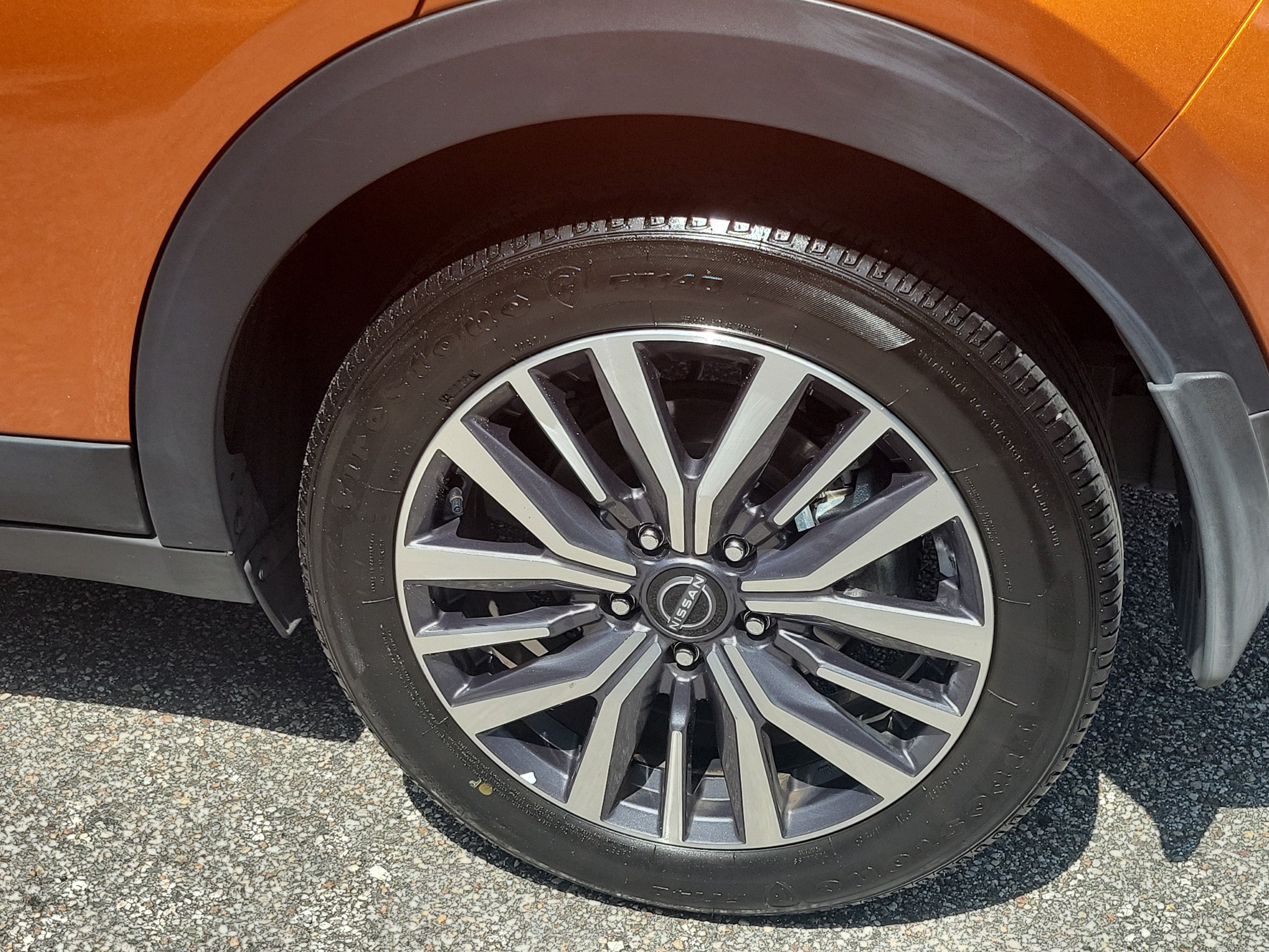 Certified 2024 Nissan Kicks SV FWD image 9
