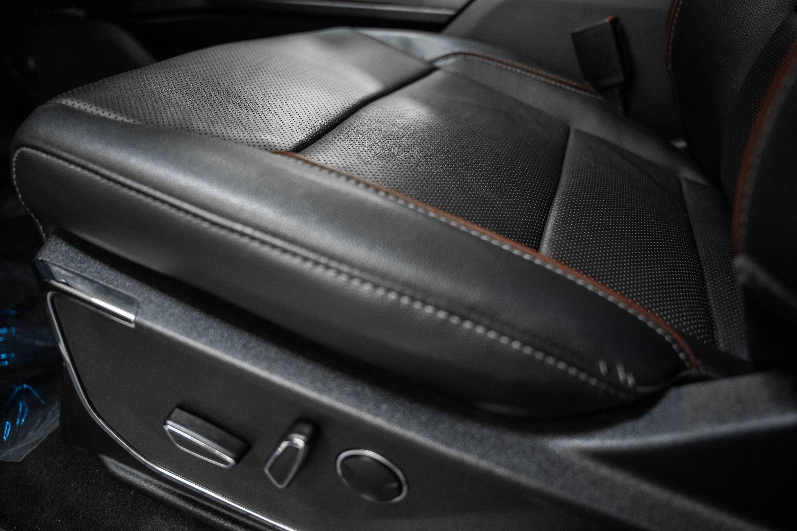 Certified 2023 Ford F150 Lariat w/ Equipment Group 502A High image 47