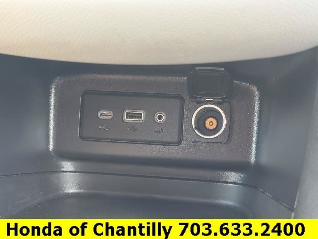 Used 2020 Chevrolet Equinox LS w/ LS Convenience Package AWD/4WD image 18