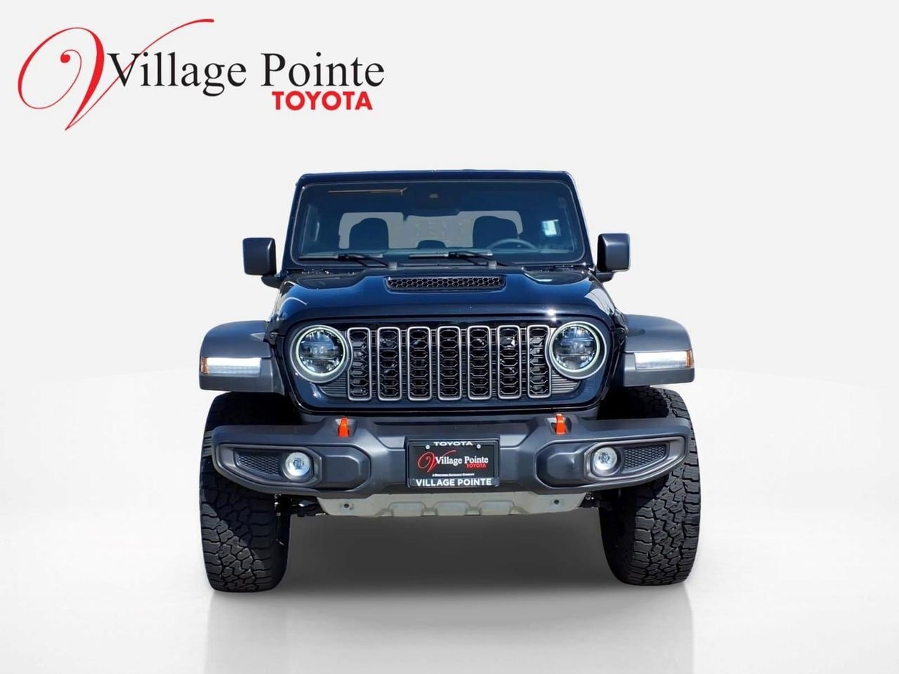 Used 2025 Jeep Gladiator Mojave w/ Convenience Group AWD/4WD image 9