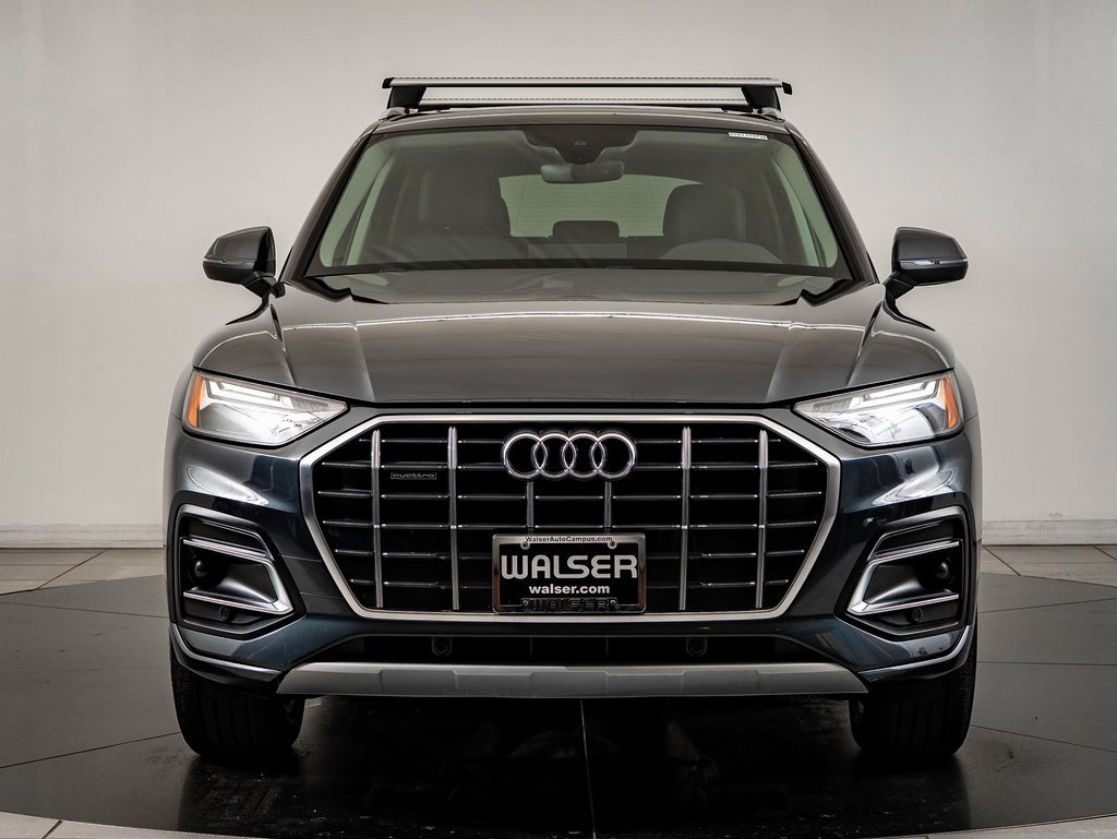 Used 2023 Audi Q5 2.0T Premium w/ Convenience Package image 2
