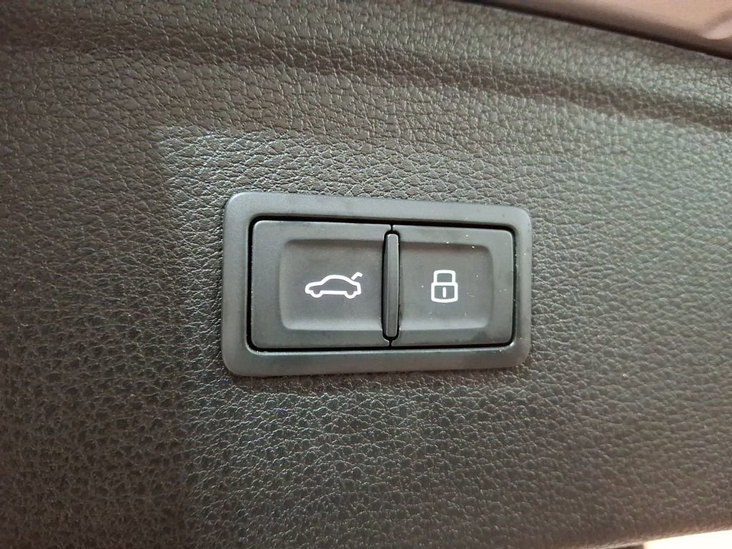 Used 2023 Audi Q5 2.0T Premium Plus image 27