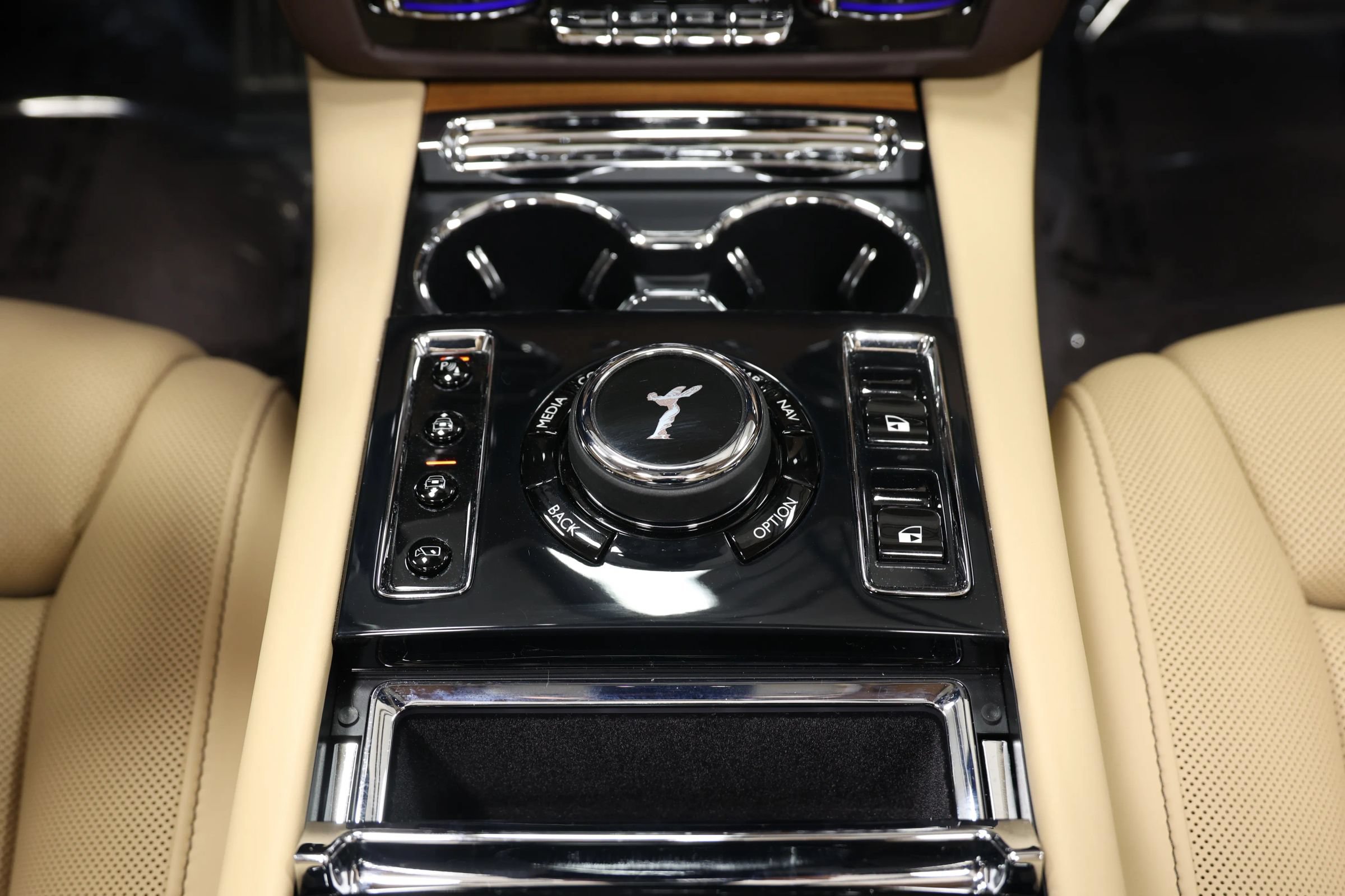 Used 2022 Rolls-Royce Ghost w/ Ghost Package AWD/4WD image 46