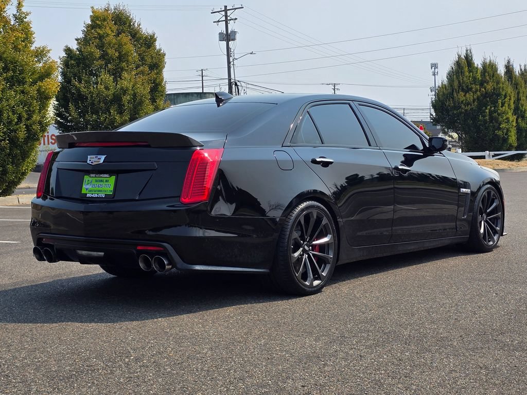 Used 2019 Cadillac CTS V w/ Carbon Fiber Package RWD image 5