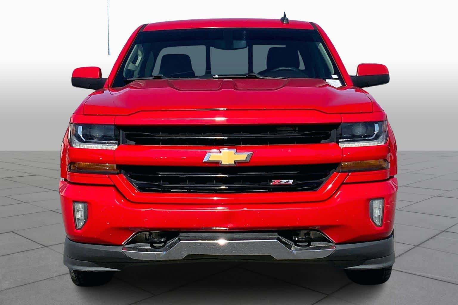 Used 2018 Chevrolet Silverado 1500 LT w/ All Star Edition image 4