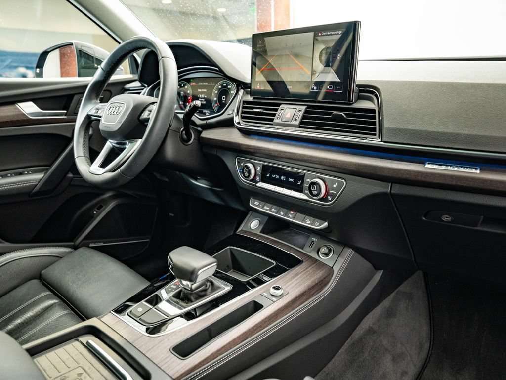 Used 2021 Audi Q5 Prestige w/ Prestige Package AWD/4WD image 49