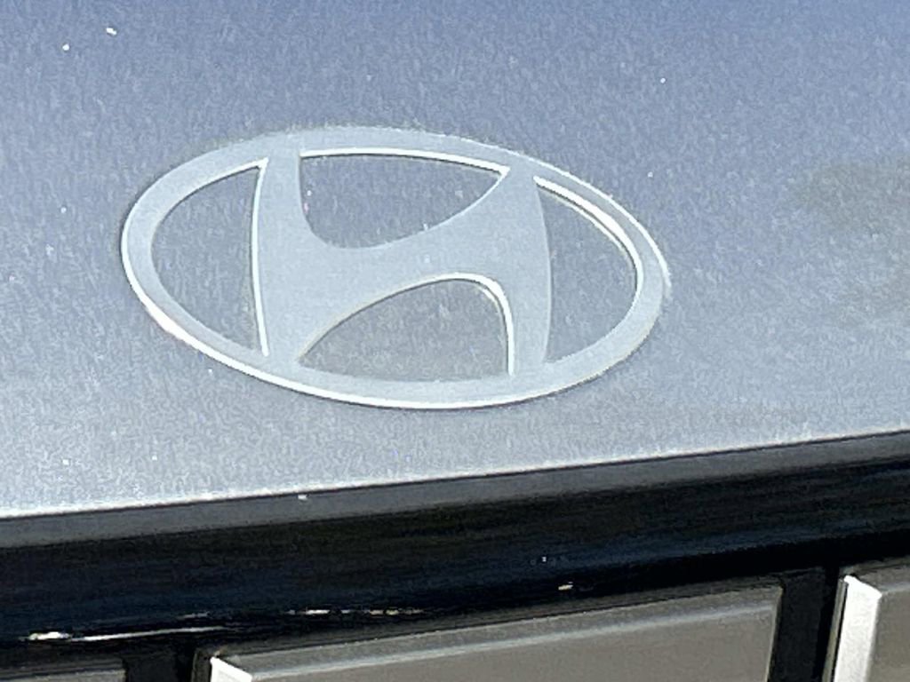 New 2026 Hyundai Santa Fe SE image 10
