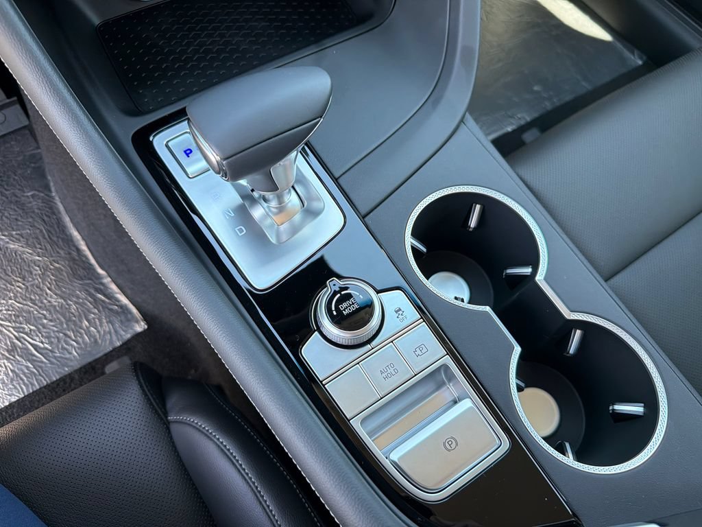 New 2026 Genesis G70 2.5T RWD image 33