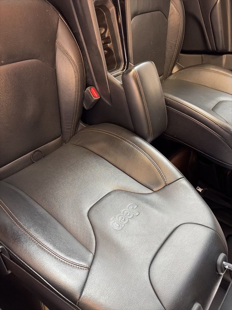 Used 2022 Jeep Compass Limited image 44