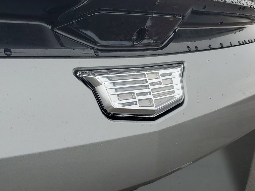 New 2026 Cadillac Optiq Luxury 1 image 27