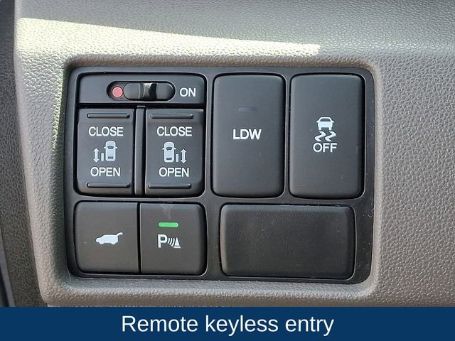 Used 2014 Honda Odyssey Touring image 9
