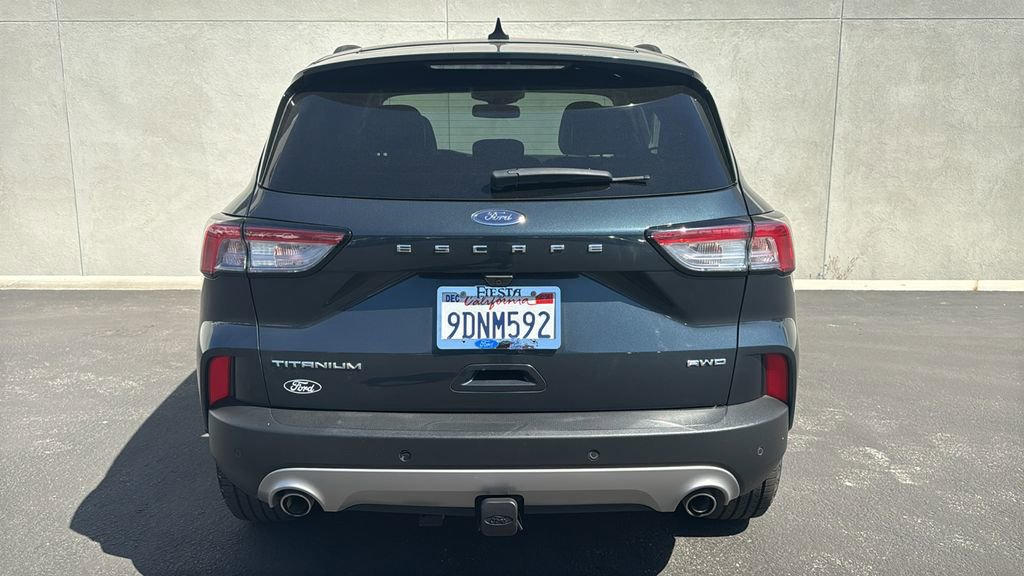 Certified 2022 Ford Escape Titanium w/ Titanium Elite Package image 3