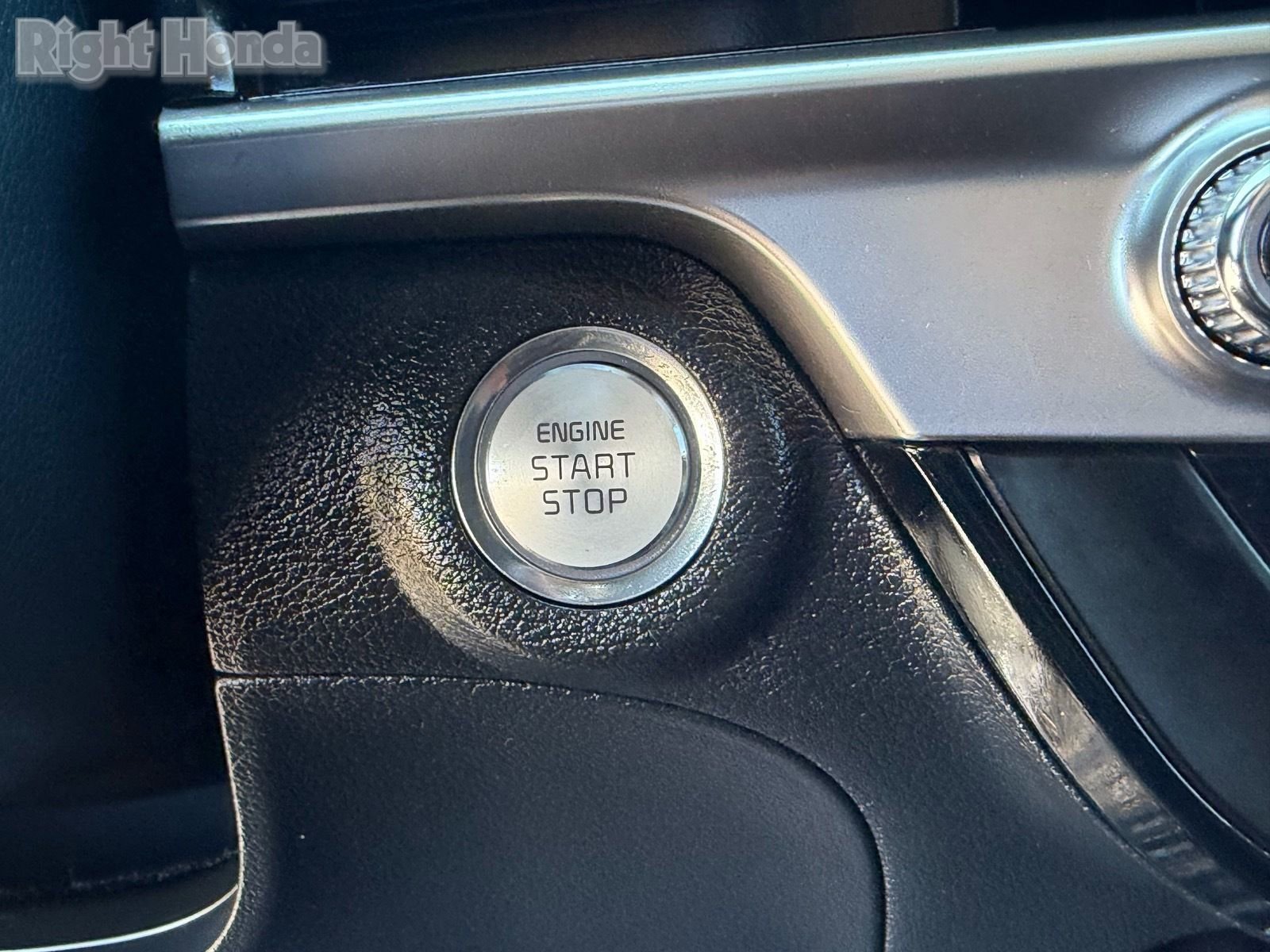 Used 2025 Kia Telluride S image 34