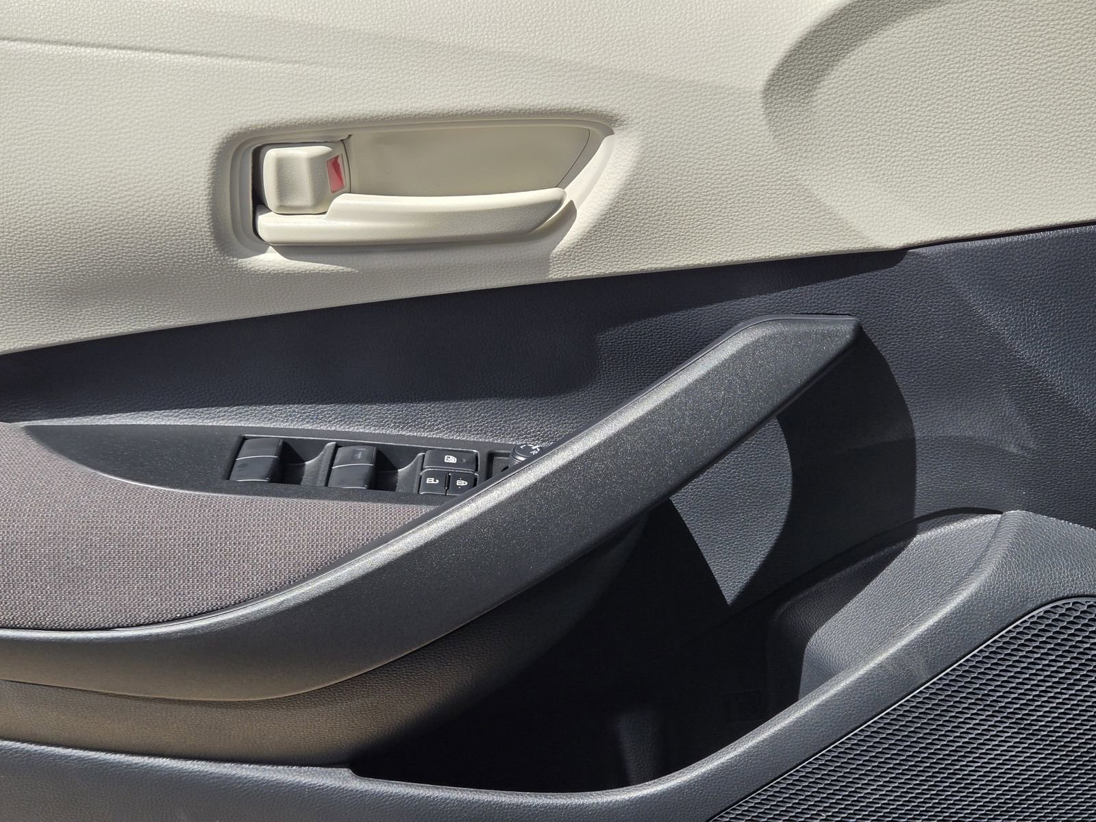 New 2026 Toyota Corolla LE image 20