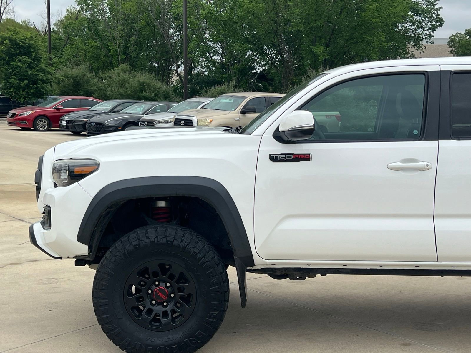 Used 2019 Toyota Tacoma TRD Pro AWD/4WD image 8