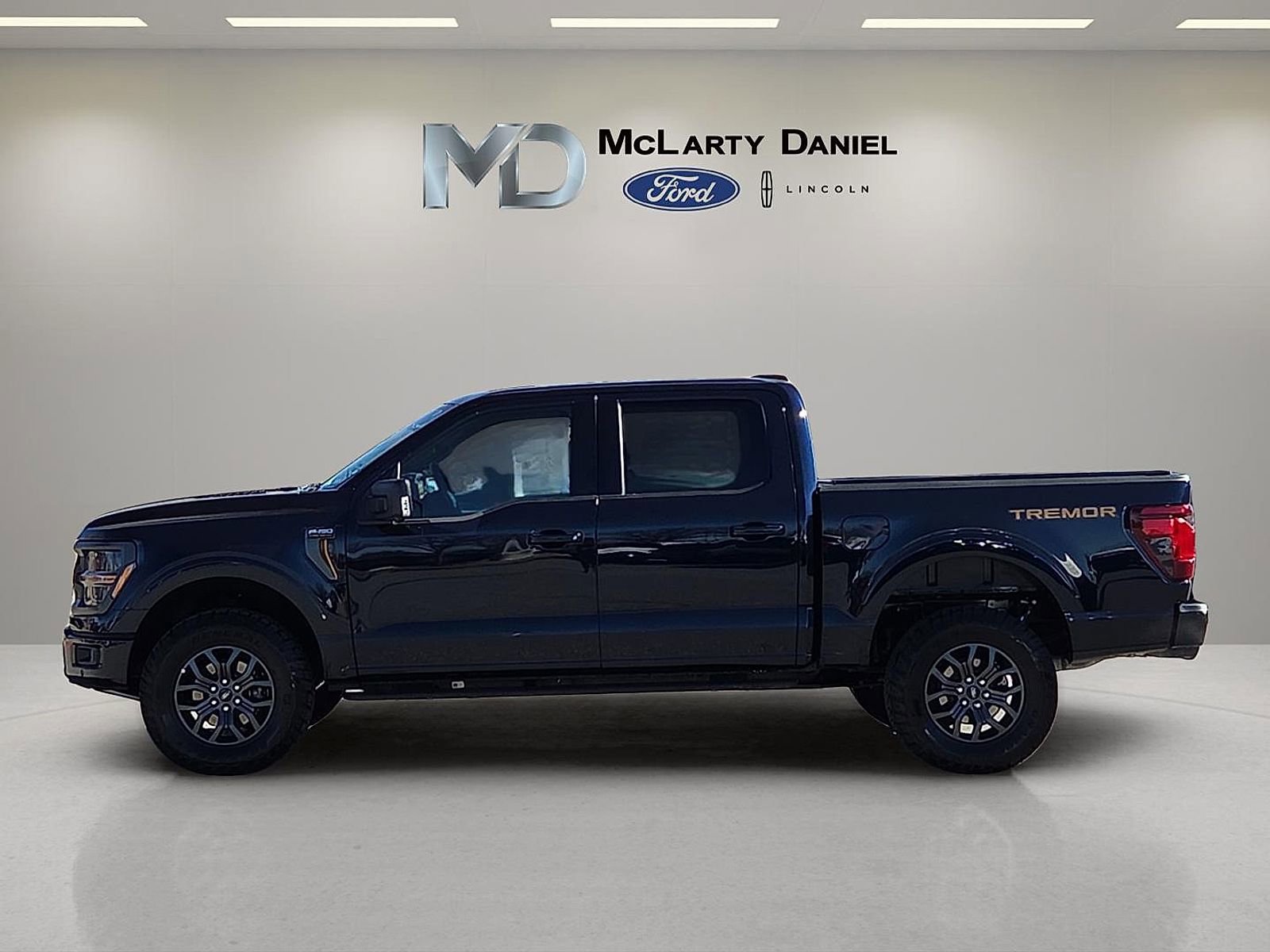 Certified 2025 Ford F150 Tremor w/ Tow/Haul Package image 3