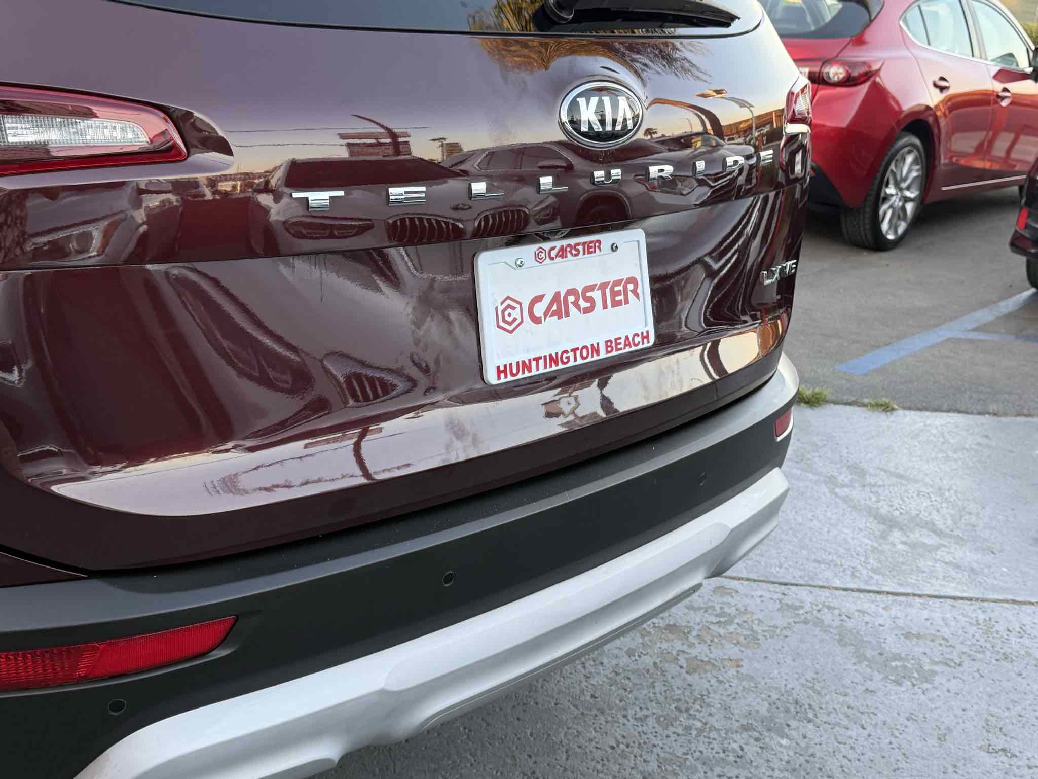 Used 2020 Kia Telluride LX image 32