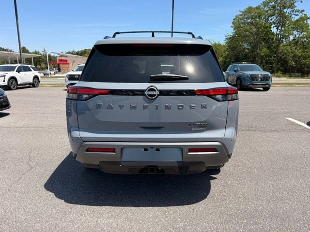 New 2026 Nissan Pathfinder Platinum w/ Cargo Package AWD/4WD image 6