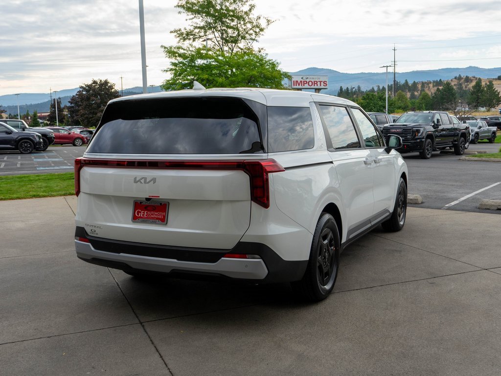 New 2026 Kia Carnival LX image 7