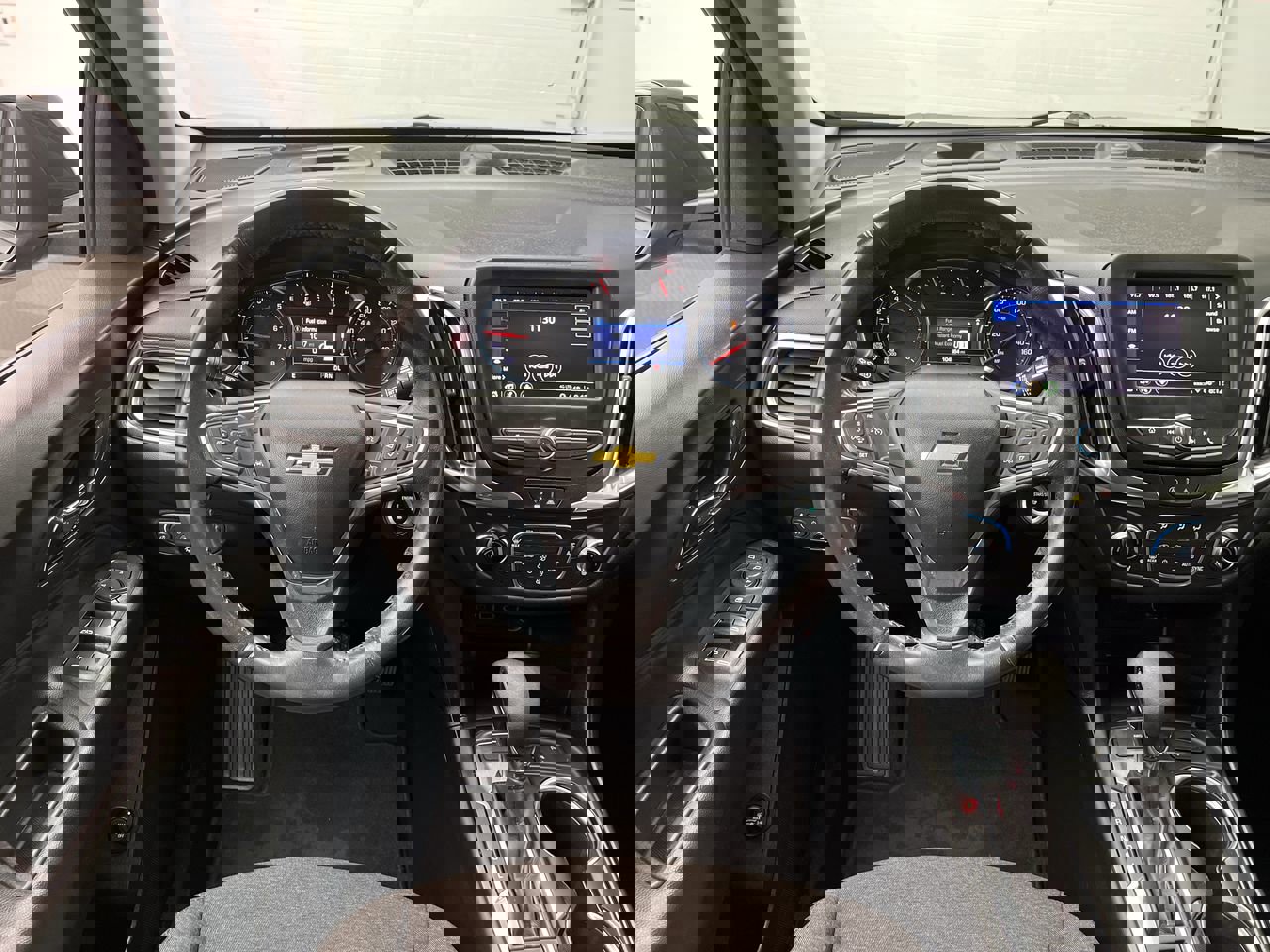 Used 2022 Chevrolet Equinox LT w/ Driver Convenience Package image 12