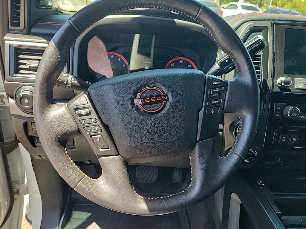 Used 2024 Nissan Titan PRO-4X w/ Pro-4x Convenience Package AWD/4WD image 24