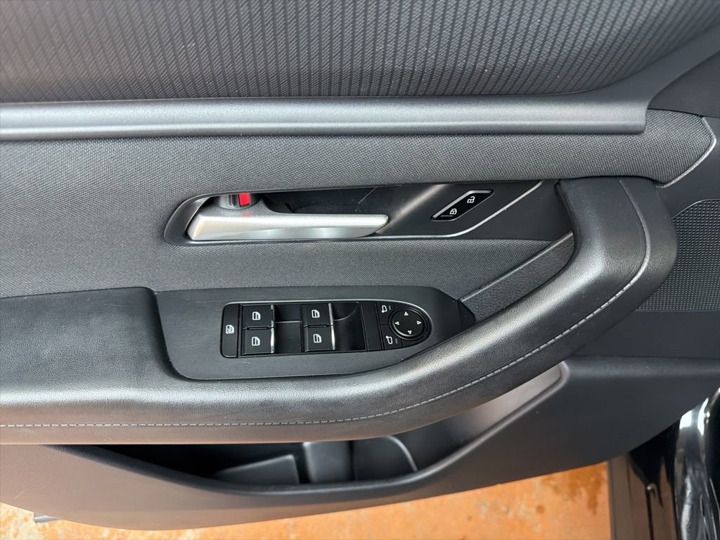 Used 2024 MAZDA CX-90 3.3 Turbo w/ Select Package image 23